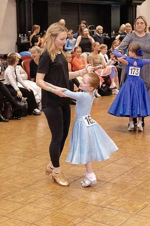 MI3A2889
